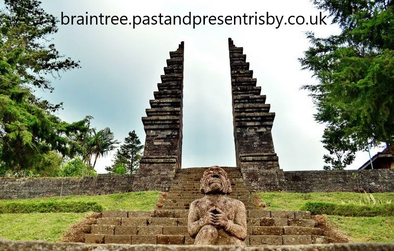 Candi Sukuh dan Candi Cetho