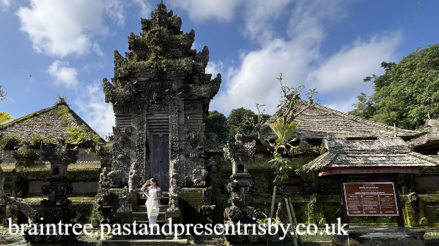 Eksplorasi Wisata Budaya Lokal Indonesia